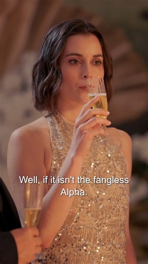 🎯Trailer👉https://dramabox.onelink.me/dqUm/mdzegoqs When the rejected Luna becomes the Alpha… Who’s really the prey now? 👑💥 #DramaBox #Series #Shortfilm #WerewolfDrama #AlphaRise #Revenge | DramaBox- movies&drama