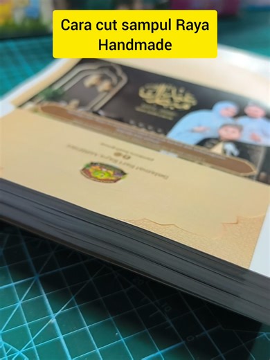 Cipta Sampul Raya Unik dengan Template MCM
