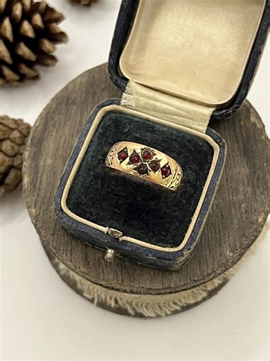 Edwardian 9ct Rose Gold, Garnet Gypsy Ring, Hallmarked Circa 1910 - Etsy