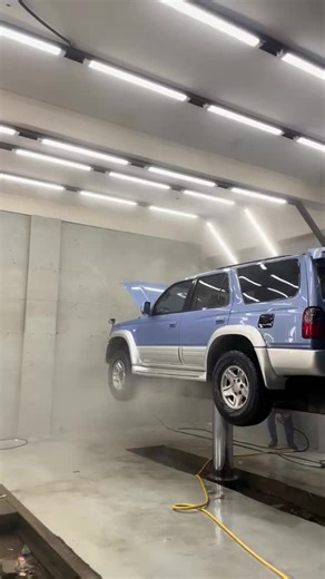 Surfing Techniques for Beginners: Master the Waves