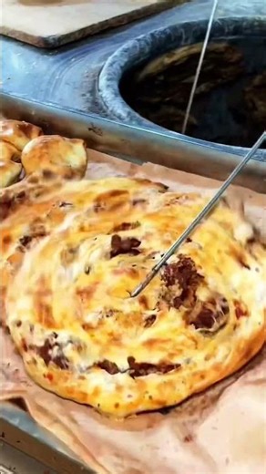 Giant Spicy Beef Flatbread | Traditional Clay Oven Baking