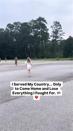 I came home early from deployment to surprise my fiancee … only to realize she had a surprise of her own waiting for me. I’d been deployed for over a year, counting down the days to come home. I wasn’t supposed to be back yet… but I pulled some strings because I couldn’t wait another day. I wanted to walk through the door and see her face light up—back where I belonged. 🏡❤️ But when I opened the front door… something didn’t feel right. There was stuff everywhere—unexpectedly… And in our bed… sh