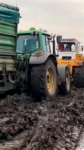 RABA-STEIGER pulling John Deere 6930#farming #overlod#shorts #viral #trending