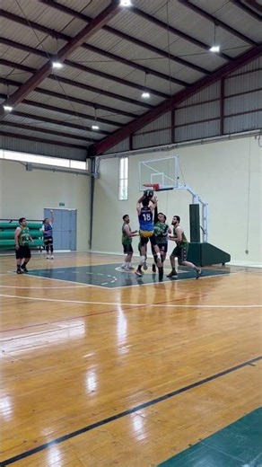 #shorts #youtubeshorts #baskball #basketball #ballislife #baloncesto #highlights