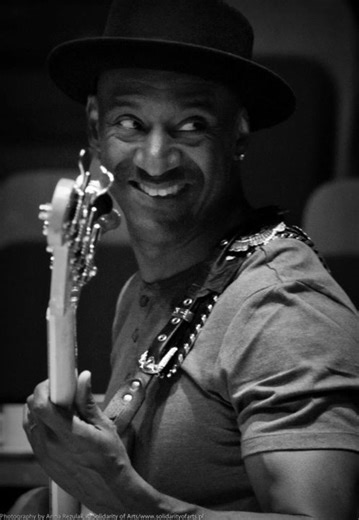 MARCUS MILLER - LIVE - “Teen Town” and “Scoop” - Live Vintage Bass - Marcus Miller Drums – Poogie Bel Guitar – Dean Brown Keyboards – Bruce Flowers Saxophone – Roger Byam Trumpet – Michael "Patches" Stewart #marcusmiller #music #funk #jazz #fusion #bass #rock #musician #drummer #drums #marcusmiller #newyork #southamerica #losangeles #livemusic #vintage #VintageMusic | Franco Colasuonno - Vintage Music Space