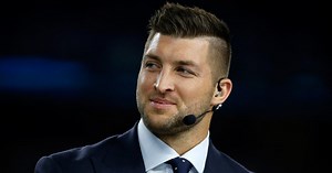 Tim Tebow Organizing Over 200 Proms For People With Special Needs