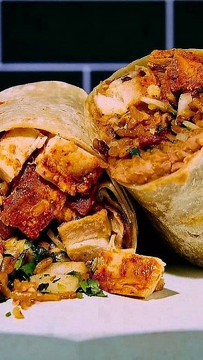 This burrito 🌯 is everything. If you’ve never had a Chicken Adobada experience… this is your sign to come have one! 🪄 . #thechoriman #chorizo #chickenadobada #foodies #southbaylife #comidacasera #grilledchickenburrito #sanpedro #lunchtime | The Chori-Man