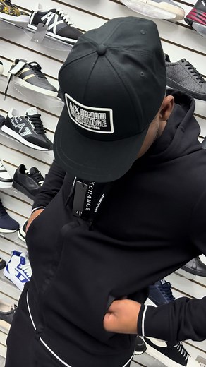 Store usa 🇺🇸💎 #oufits #ea7 #paratiiiiiiiiiiiiiiiiiiiiiiiiiiiiiii #viraltiktok #armani