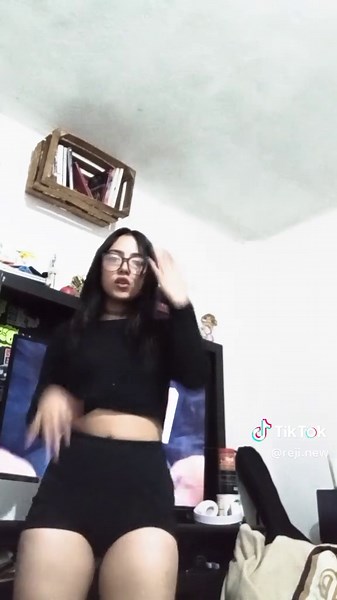 mi cabello jaja 🌪 . . . #trends #baile #dance #reji