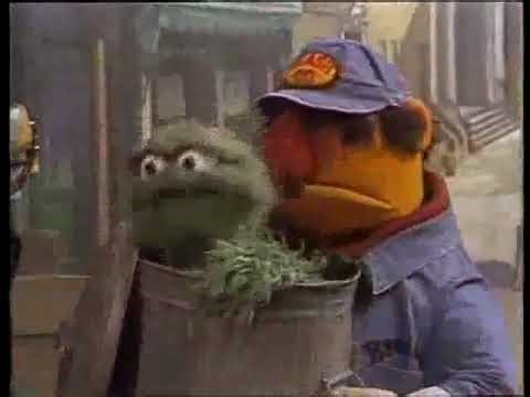 Classic Sesame Street - Bruno And The Hine Brothers Dance 1978