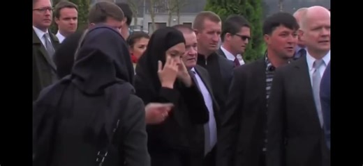 Angelina jolie showing solidarity for the bosnians in srebrenica. #angelinajolie #srebrenica #bosnia