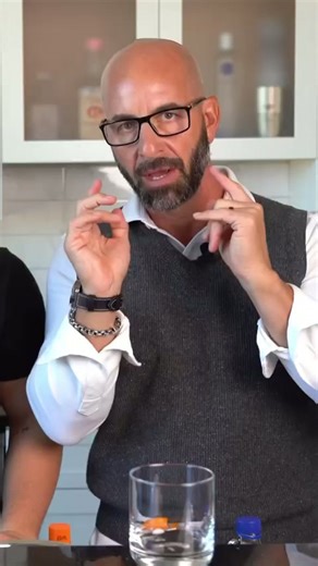 How to make a maple syrup old fashioned! 🍁 🥃 #shorts