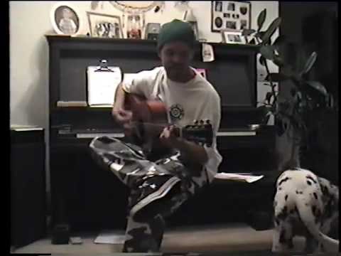 Bradley Nowell (Sublime) - Acoustic - Ocean Beach, CA - 11-10-1994