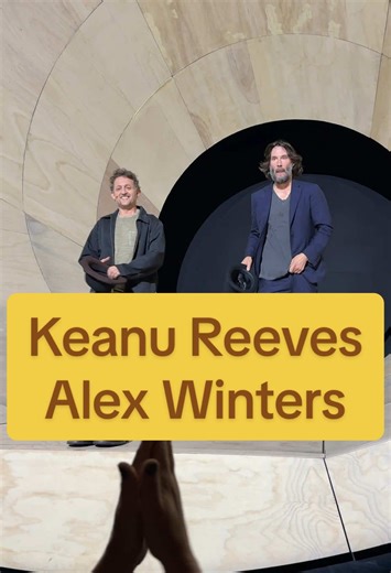 Broadway’s Absurd Revival: Keanu Reeves in Waiting for Godot