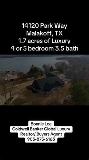 1.7 acres of Luxury lakefront living at its finest ✨ 3,500 sq ft | 4–5 beds | 3.5 baths Soaring ceilings, Italian quartzite, Butler’s kitchen, exquisite bar & a backyard ready for your dream pool overlooking Cedar Creek Lake in Texas. This is more than a home — it’s a lifestyle. Bonnie Lee | Coldwell Banker Global Luxury 📞 903-875-6163 #BonnieLeeRealtor #ColdwellBankerGlobalLuxury #CedarCreekLake #LakefrontLiving #TexasLuxuryRealEstate