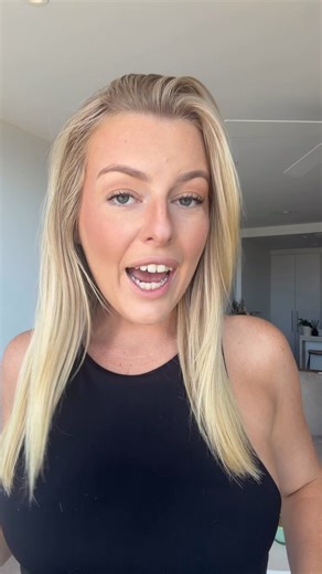 Small habits can make a big difference when you’re applying for a home loan 🏡 Avoiding new debt, big purchases, and missed payments can help keep your mortgage approval on track. Need guidance? Book a free 15-minute chat with our team and let’s get you mortgage-ready. | Smart Lending - Mortgage Brokers