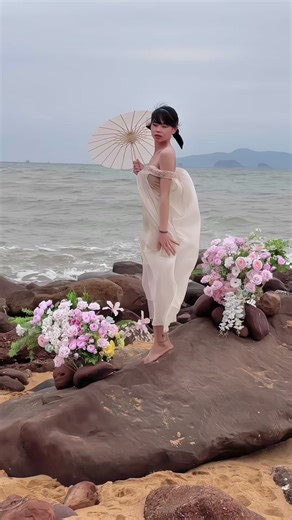 Video của l (@lkl_kl) với bản nhạc nhạc nền - HMusiC