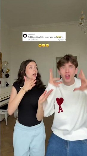 Listen to our new song on spotify! „Crush“ von Leni Woess