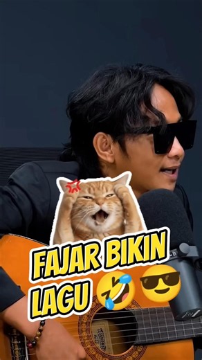 Fajar sepontan bikin lagu didepan Raditya Dika 😎