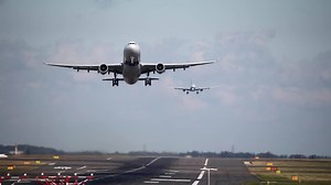 11K views · 55 shares | Taking off into a new week! Welcome to Monday Sydney.  : Kurt Ams ✈✈MH A330 and QF B747 taking off from 34L | Sydney Airport | Facebook
