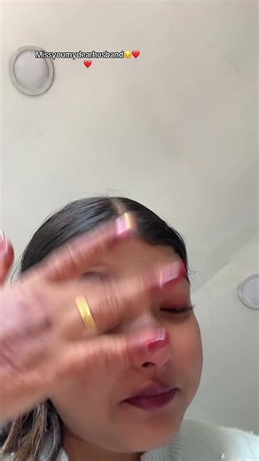 Managing Emotions Through Self-Reflection Techniques