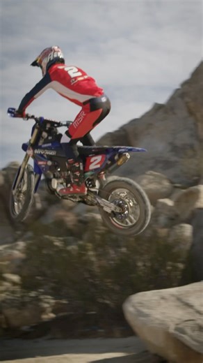 Jumps in the desert with Cody Webb #hardenduroburros