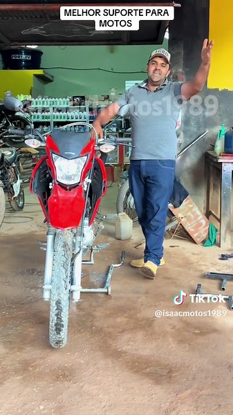 Suporte cavalete Universal para #motos em geral feito de bengala de #moto usadas que gira 360° ótimo para #oficinademotos e #lavajato em geral