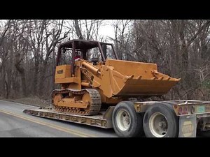 Delivery of our CASE 1455B Crawler Loader