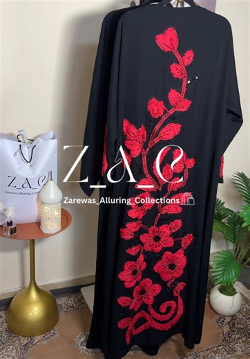 DUBAI ABAYA 😍🤩 Available in 4 colors Black and red Black and purple Black and green Black and yellow Price: 60k NGN Wholesale price: 57,500 NGN Available in different sizes Cargo fees to Nigeria included in price cargo takes 2-3 days to arrive in Nigeria World wide deliveries 🚚 #abaya #eidabaya #fyp #nigeriantiktok🇳🇬 #arewa__tiktok