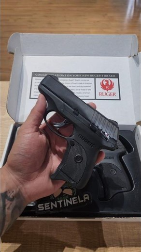 PISTOLA RUGER EC9S 9MM