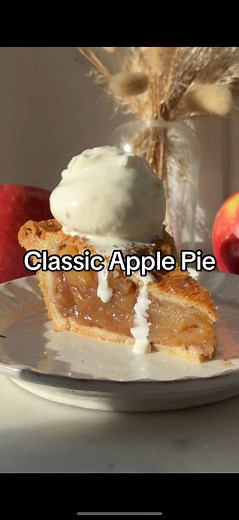 Delicious Classic Apple Pie Recipe for Fall