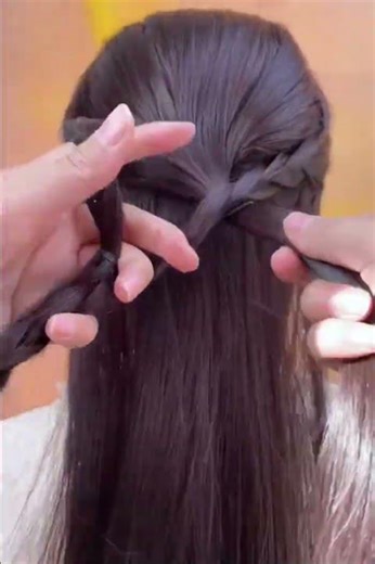 Easy hairstyles for girls 🍁✨#viral #shorts ‪@LuxyHair‬ ‪@Beauty.Secret1‬‪@Beauty.Secret1‬ #hairhacks
