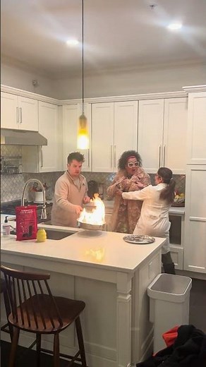 How to put out a cooking fire safely | Ohio State Medical Center