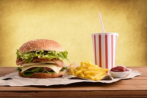 Assessing the impact of online junk food advertising on teenagers