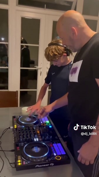 Learn DJing Skills from an Expert