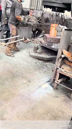 Forging Giants: How a Swinging Claw Moves Molten Metal With Perfect Precision