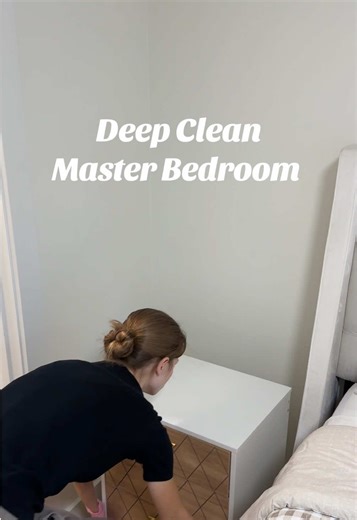 Deep Clean Your Master Bedroom: Tips and Tricks