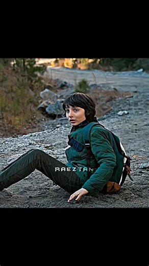 Eleven saves Mike from bullies ☠️❤️‍🩹 #shorts #strangerthings