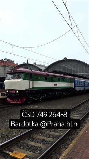 Diesellok 749 264-8 der ehemals ČSD in #praha hl.n. #trainspotting #českédráhy #locomotive