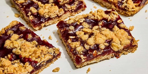 Delicious Raspberry Oatmeal Cookie Bars
