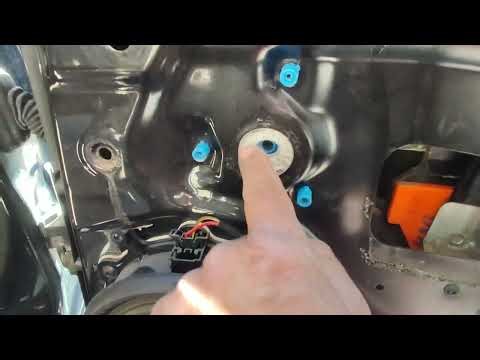 Audi A4 Rear Right Window Removal