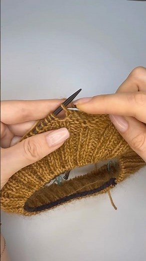 Shaping Short Rows 🙌🏻Mini tutorial for the Freddo sweater #knittingpattern #tutorial
