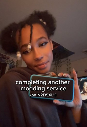 completing another modding service on an N2DSXL!! tysm for letting me work on your console, i hope you love it!! dm me if you’re interested in my services!! i made a discord server!! if you’re looking for 3ds friends, homebrew ports or help modding your 3ds, this is the server for you!! dm me or comment to join!! (in this vid im completing a base modding service!! i also have an extensive service, dm for info!) #modded3ds #aynthor #switch2 #nintendo3ds #nintendo