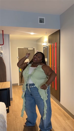 Hilary Duff concert outfit reveal #Y2KAesthetic #ConcertOutfit ￼