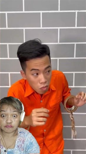 Paper & plastic handcuffs ❗❗