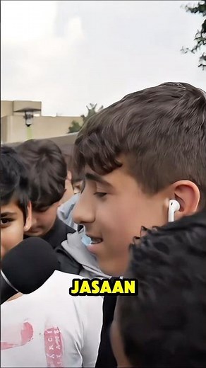 JASAAN?😂 #shorts #schooltour #docent #short #fyp #viral #locosturcos #fypシ #voorjou #school