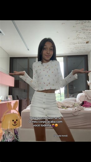 Gabriella Beatriz: Dançando com o Corpo e a Música