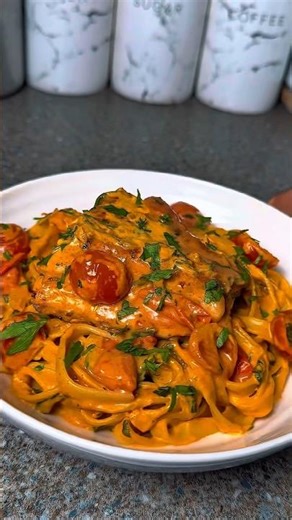 How to make Tuscan Salmon Pasta 🔥