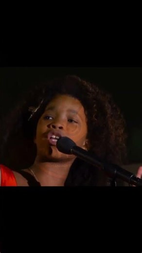 This Song Made the Whole Room Freeze 🥶🎶 | Annie (2014)