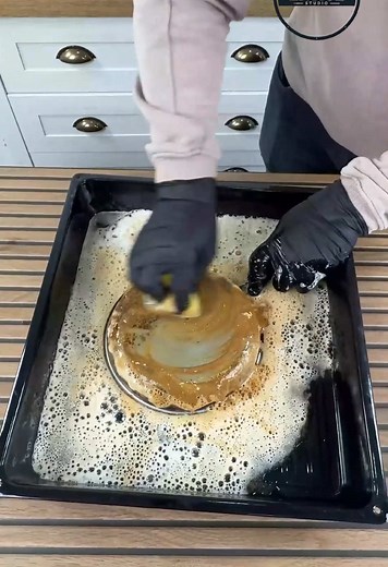 Rusty Pan Cleaning Trick for Sparkling Cookware